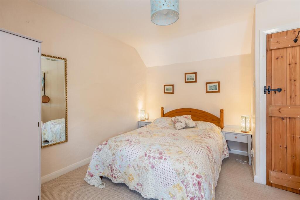 Wandales 2 Bedroom 2-2.jpg