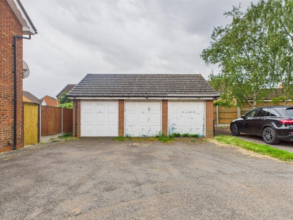 CAM03151G0-PR0044-STILL010