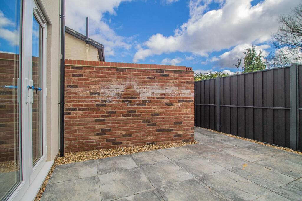 Apartment 1_Saddler's Court [Private Courtyard Gar