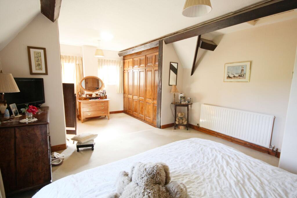 Main Bedroom 