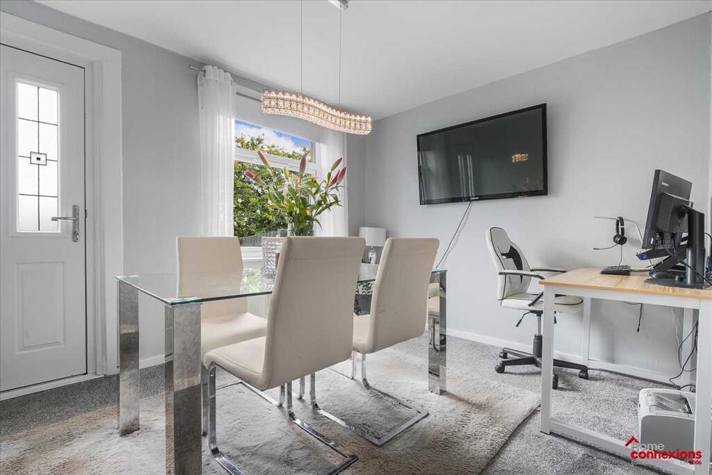 Dining / Bedroom
