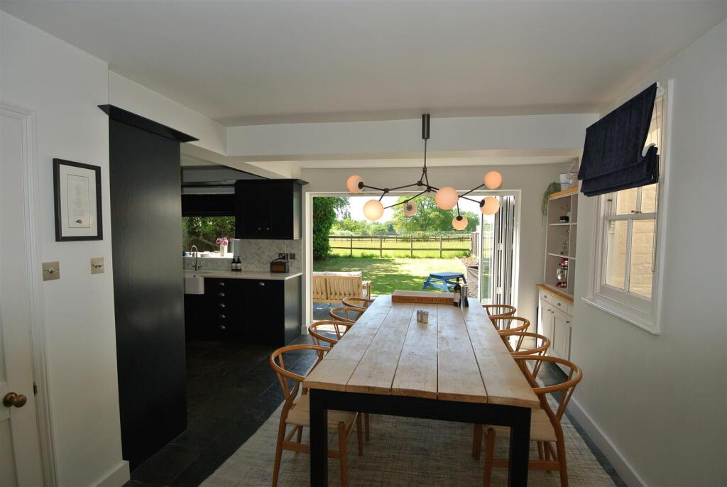 Dining &amp; view 4.JPG