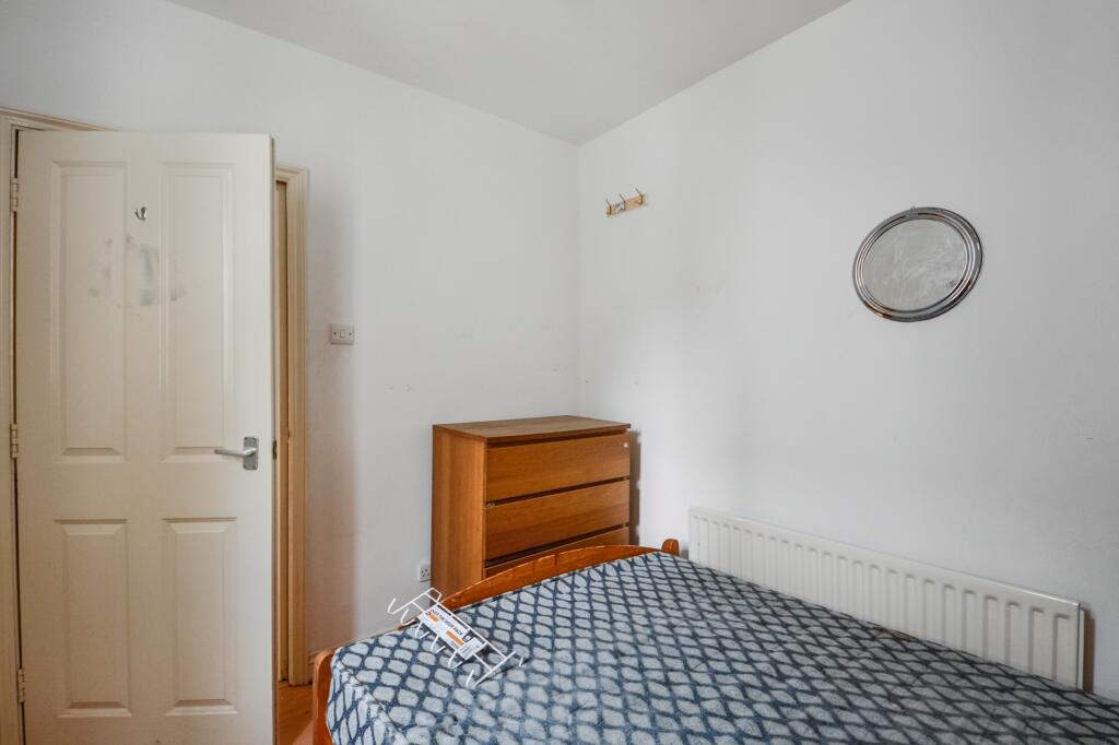 Flat 2 Cardigan Place, 20-22 Cardigan Street, Luton LU1 1RR