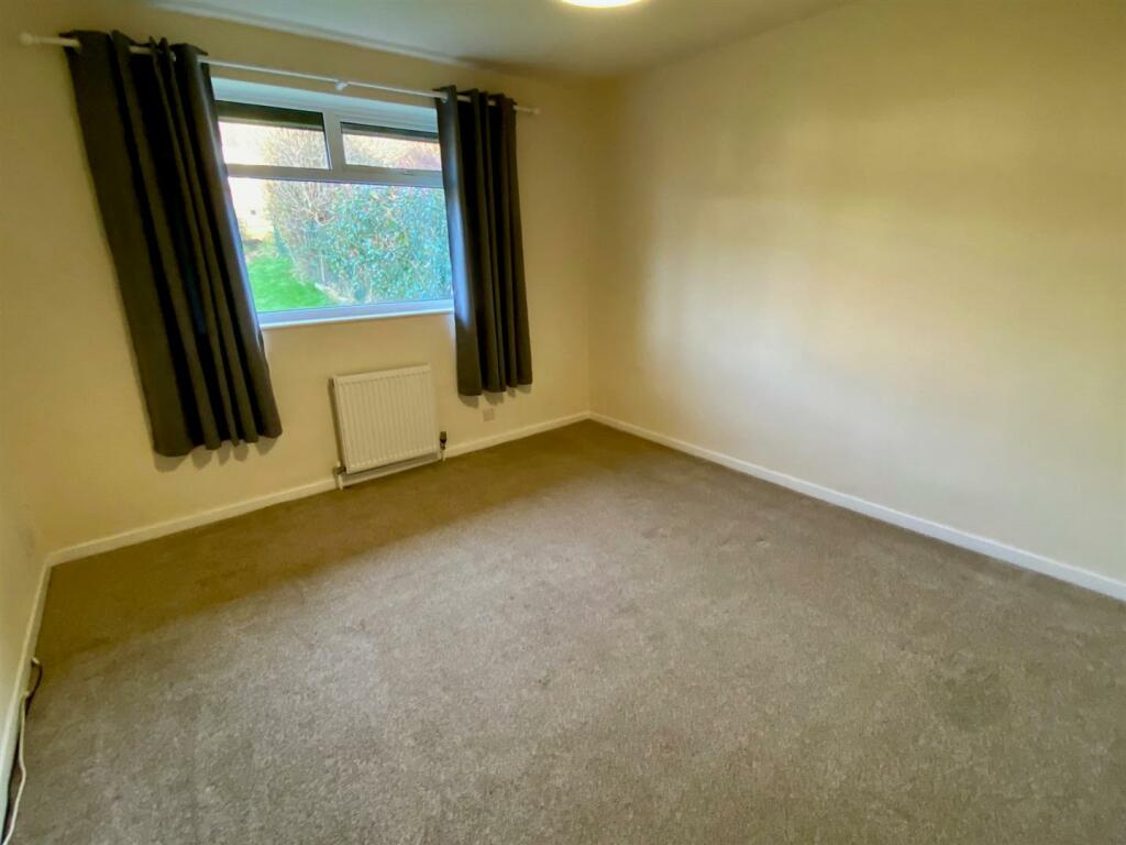 bedroom.jpg