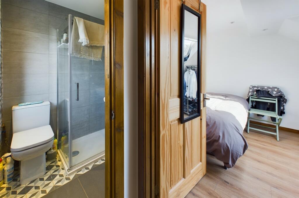 CAM02545G0-PR0263-STILL021