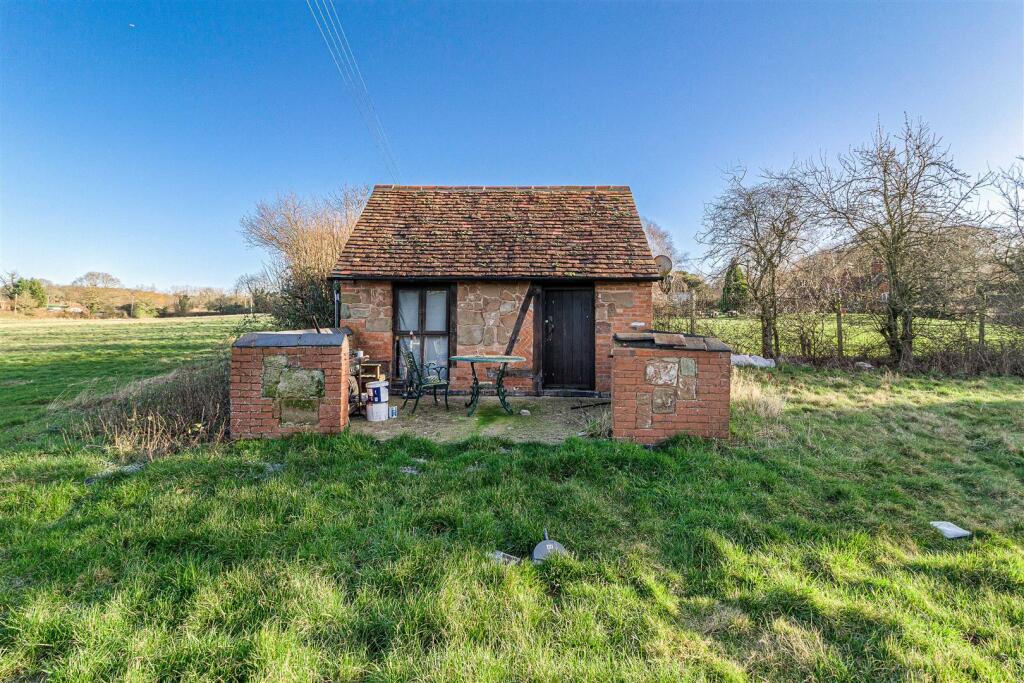 Cooperage Farm, Meriden