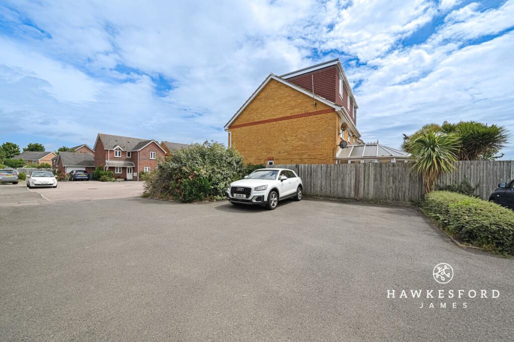 Meteor Close, Sittingbourne - Parking