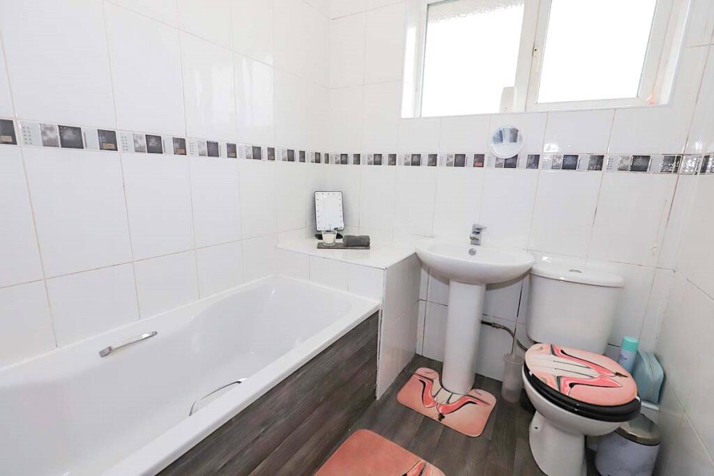 Bathroom W/C