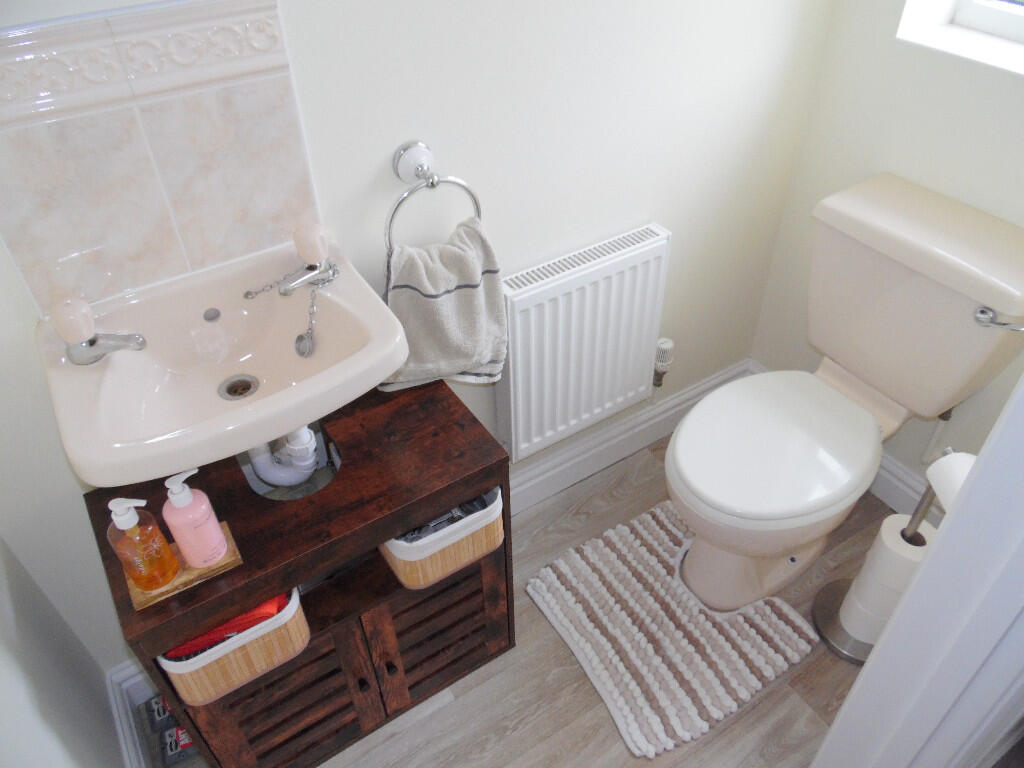 DOWNSTAIRS CLOAKROOM