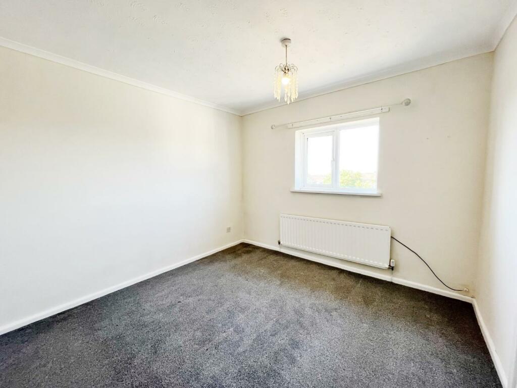 Bedroom 2 pic 1.jpg