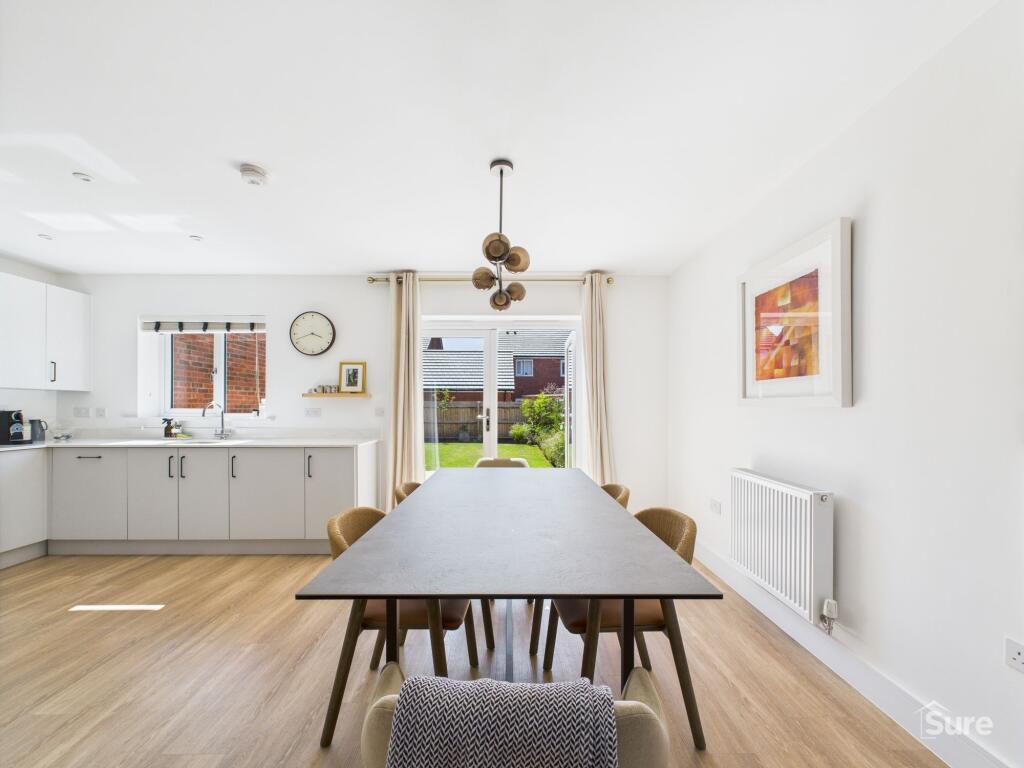 Lounge and Dining Area