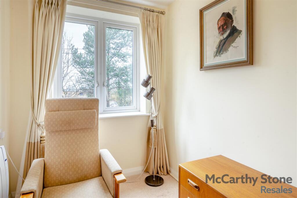 8636147-interior19.jpg