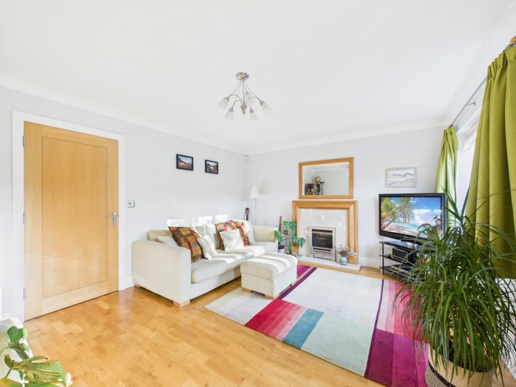 CAM05546G0-PR0051-STILL023