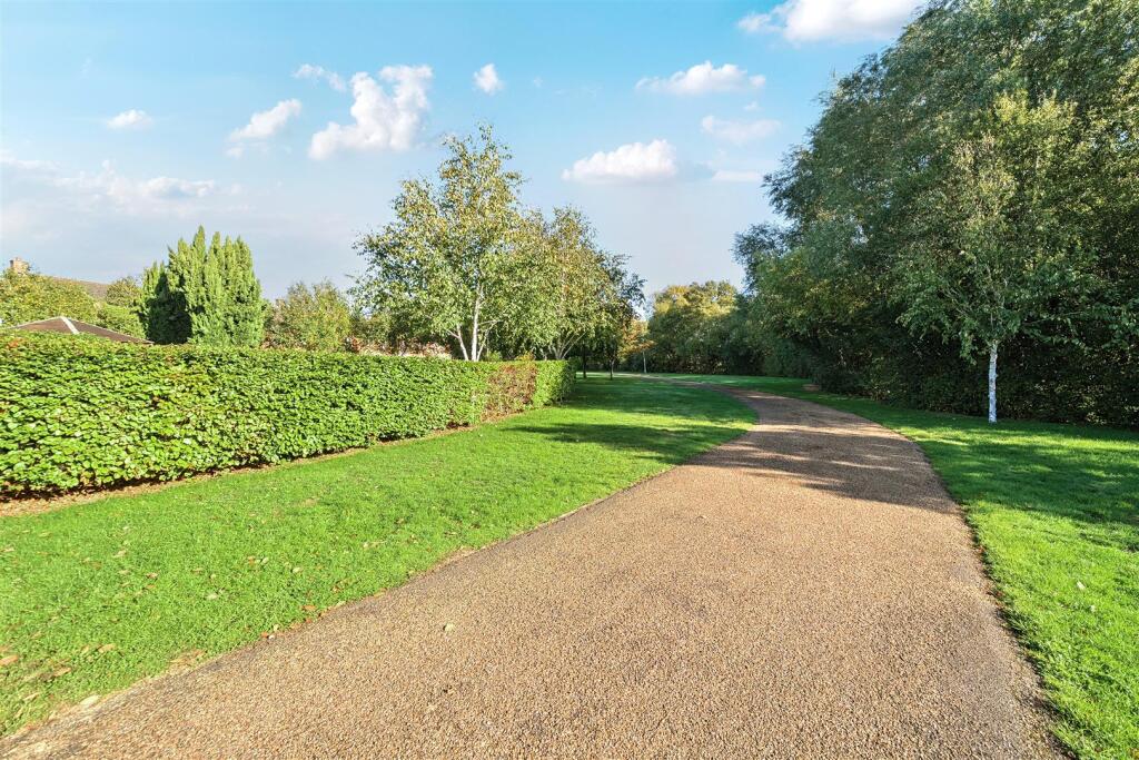 15 Reffield Close, Towcester (5).jpg