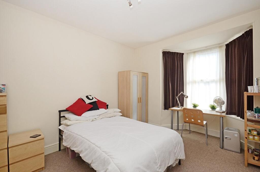 BEDROOMS