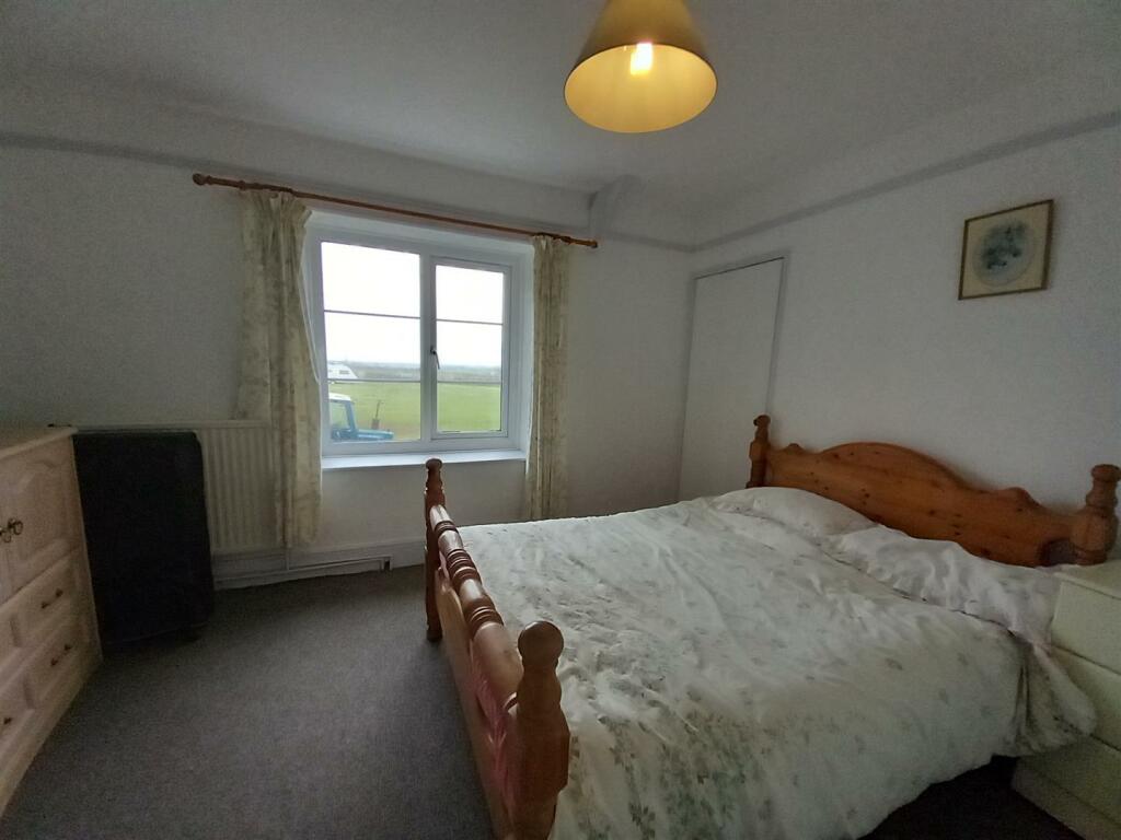 Green Dragon Bedroom.jpg