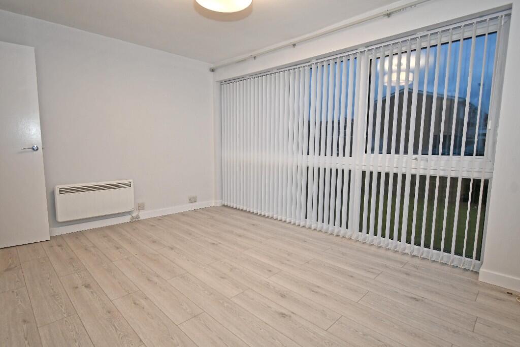 Sitting/Dining Room