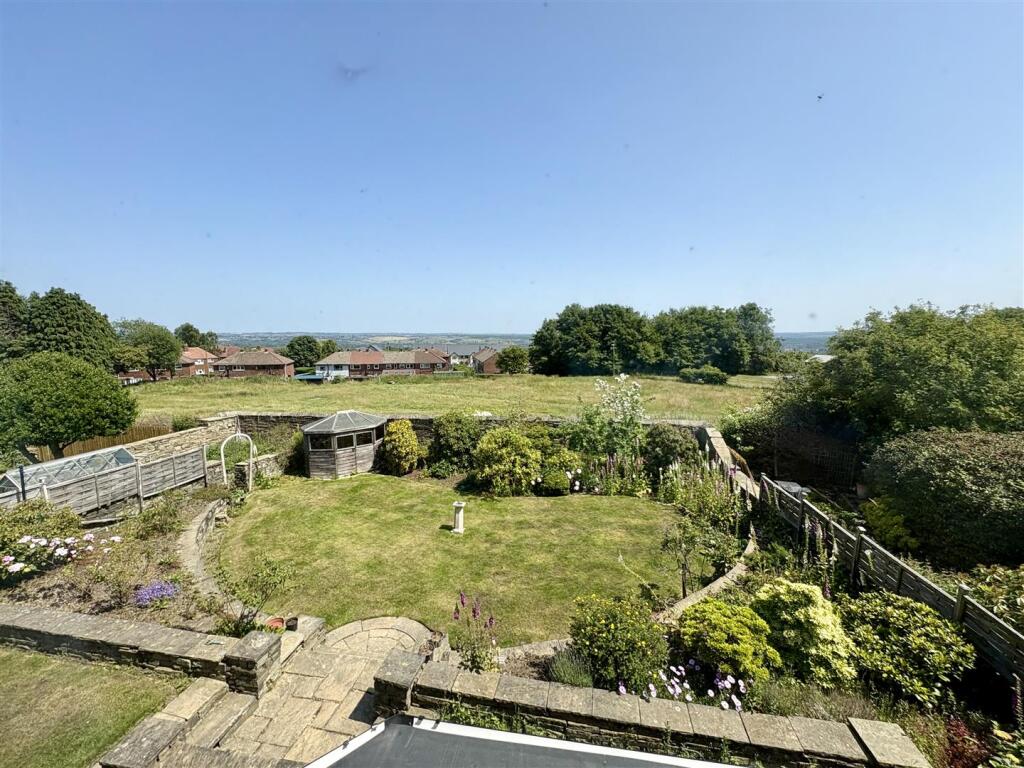 Bramleys Estate Agents - Yew Trees - Southowram (1