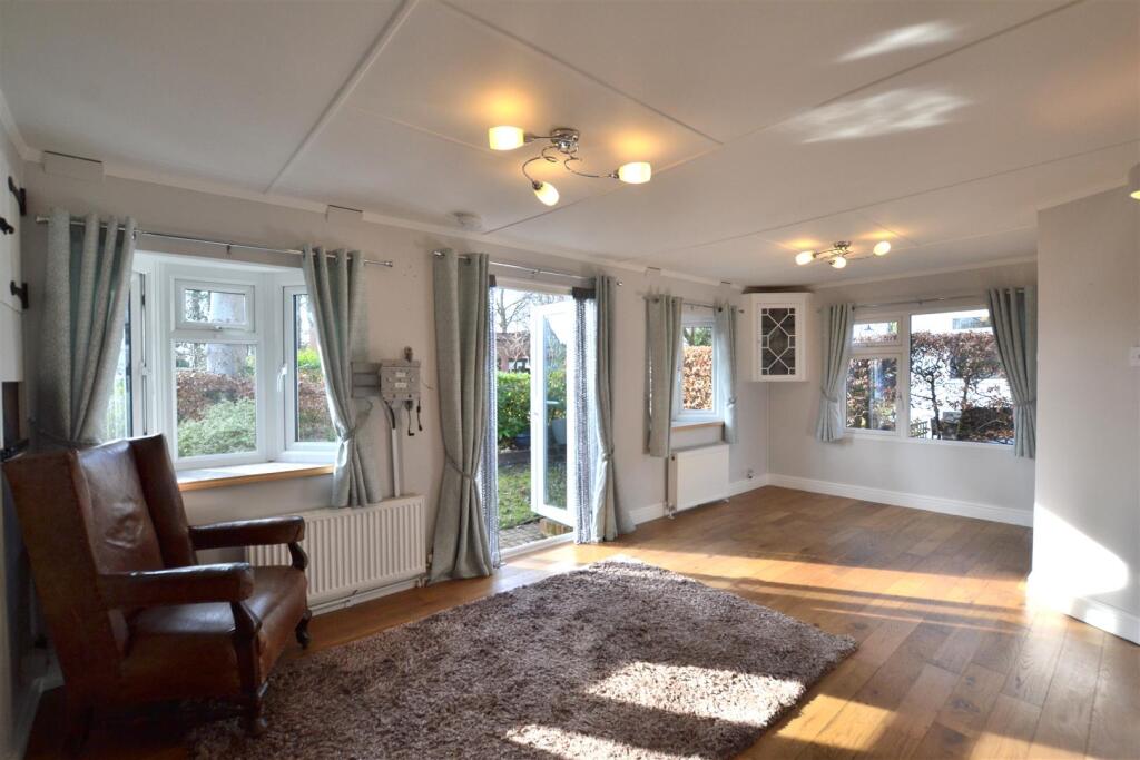 Living, Dining Room.JPG