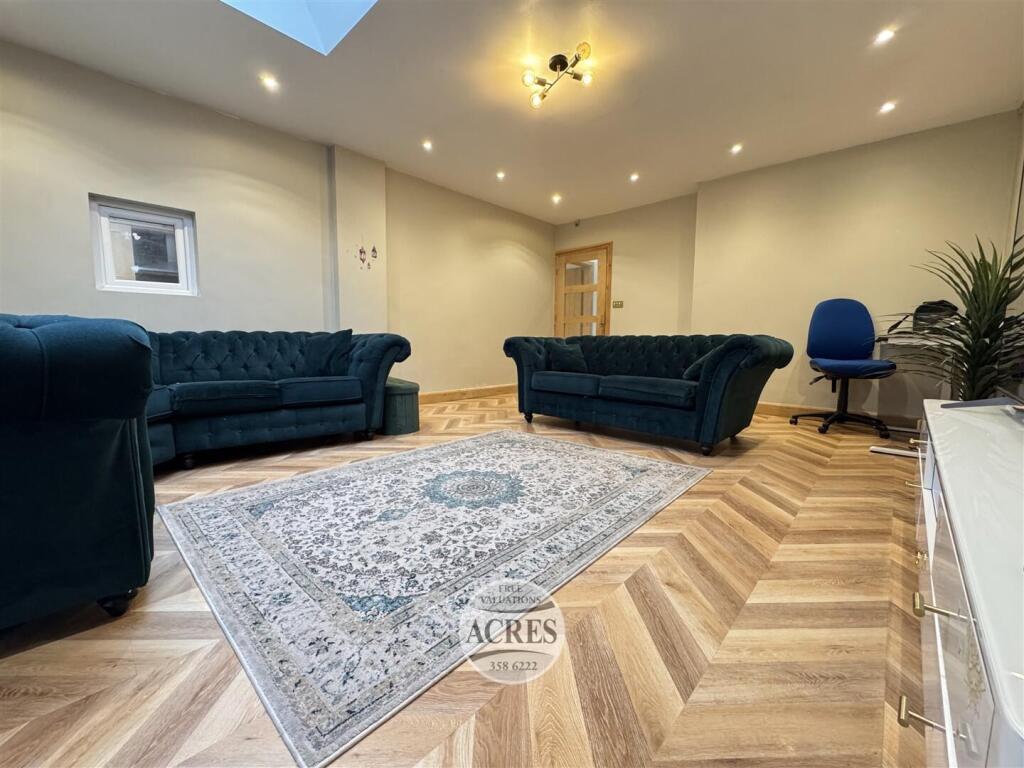 IMG_8658 (Large).jpg