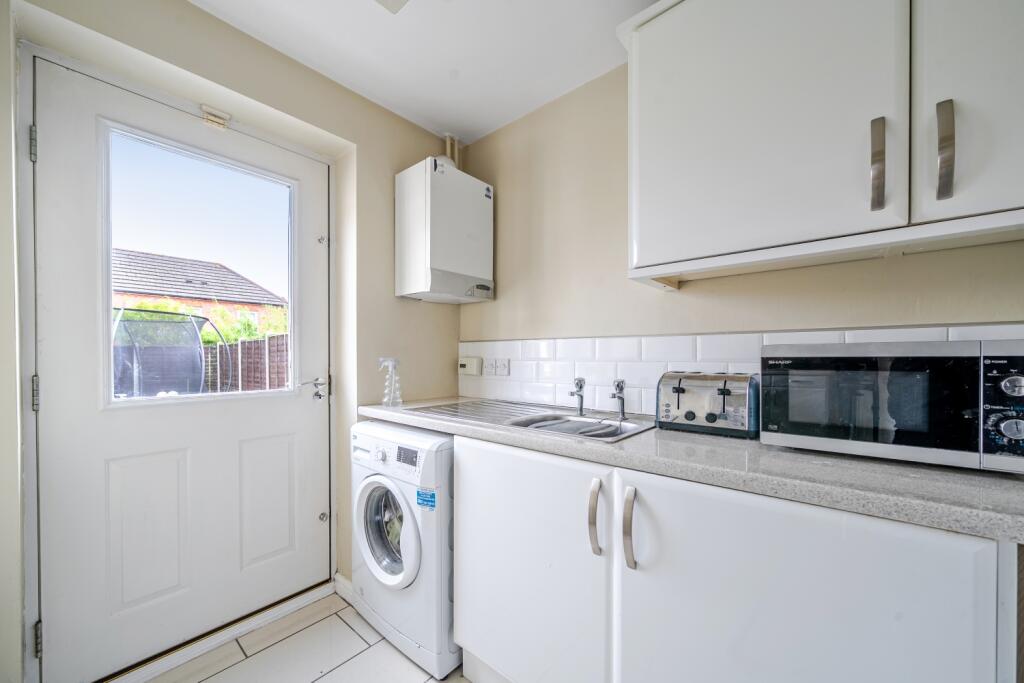 1375841-11-6908b13448bec