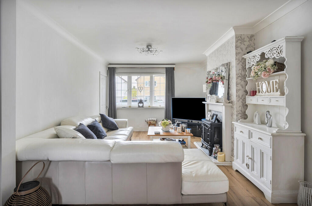 1303292-12-683ed2...