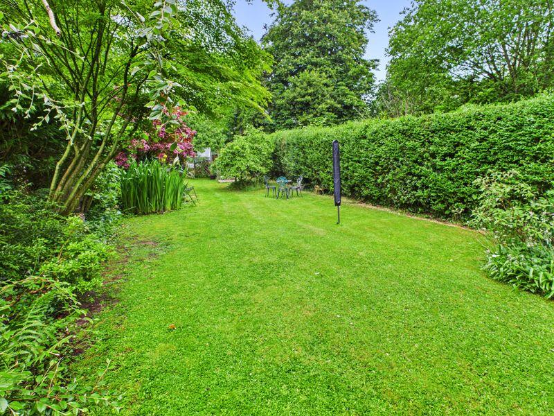 Beautiful Lawned Gardens