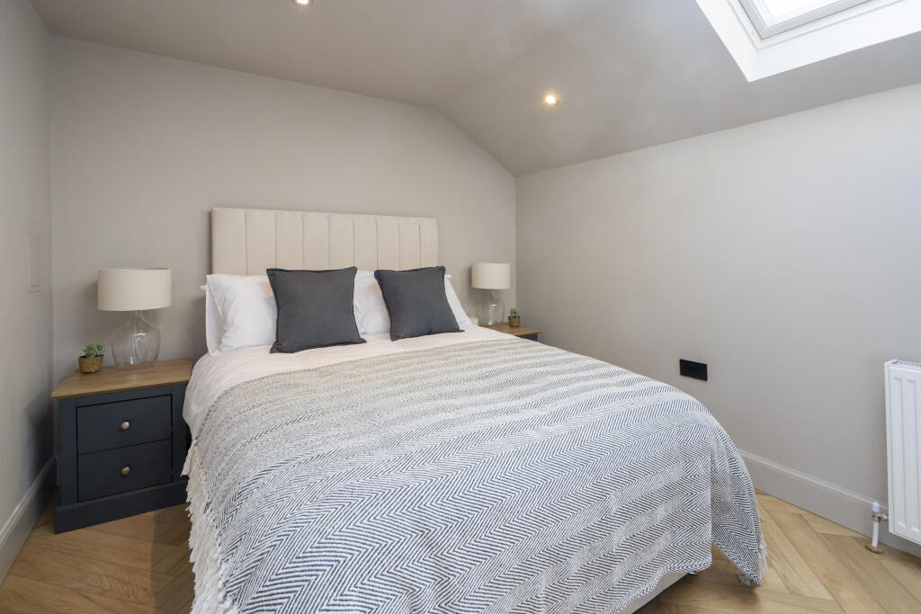 24 Dean Park Mews, Edinburgh, EH4 1ED (14)