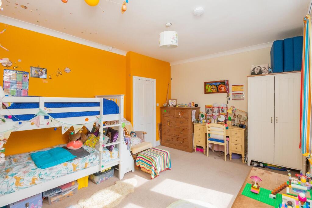 8D6RWH - Bedroom D.jpg