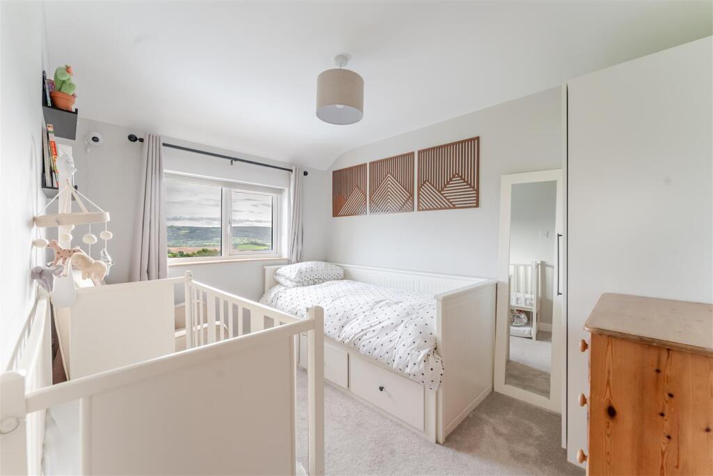 5 Church Court, Church Road, Redhill BS40 5SG 5.jp