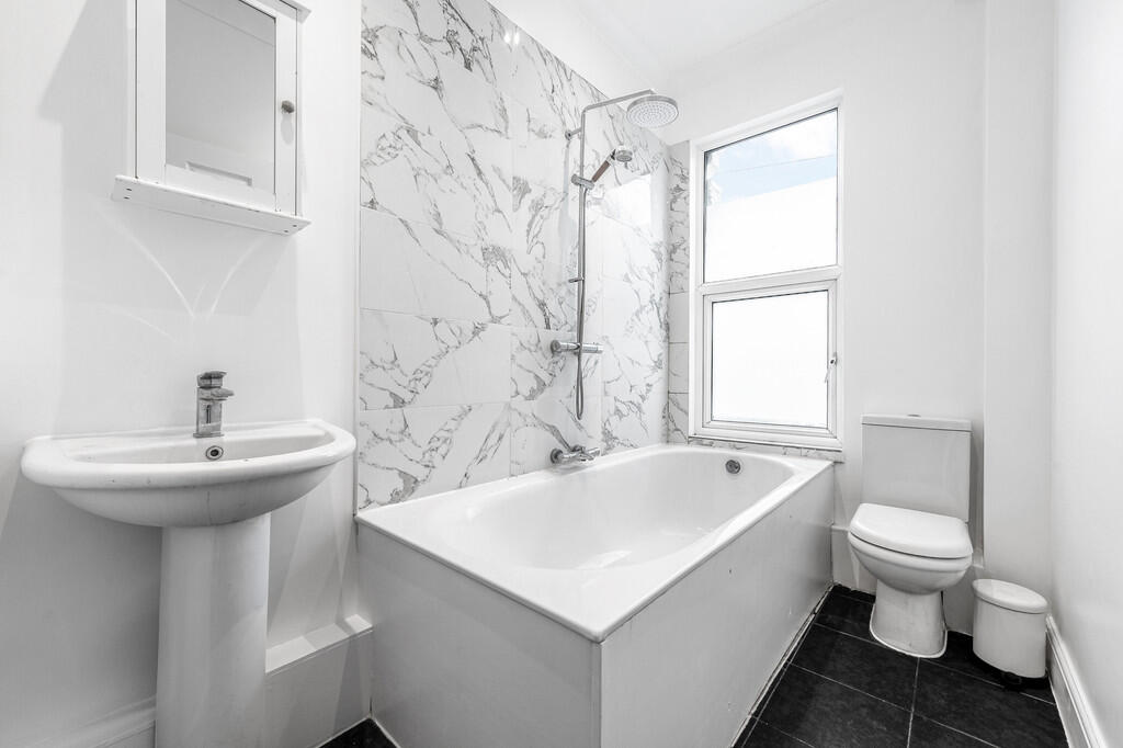 Carlyle Road- (14...