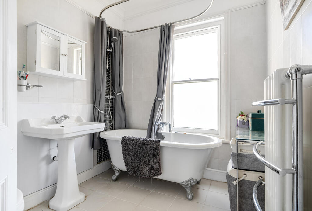 1346868-20-68bedb...