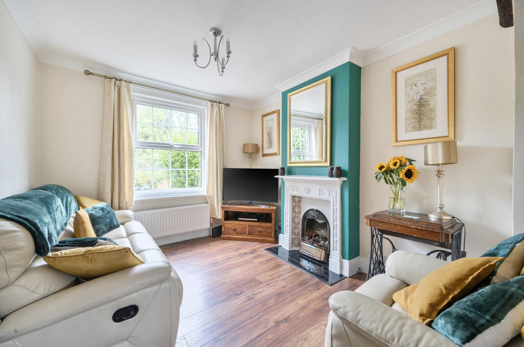 1343950-11-68b9a9...