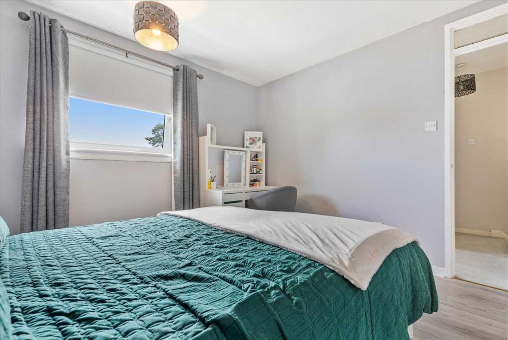 Bedroom One (2)