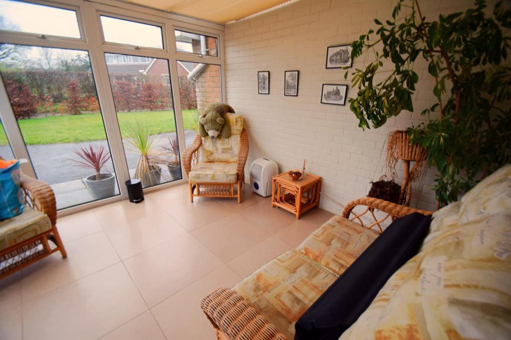 13 - sun room