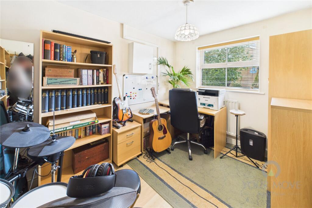 Family Room/Study
