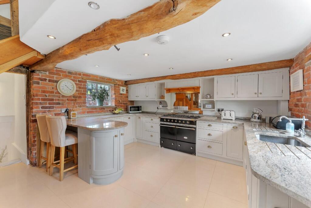 Laburnum Cottage-30.jpg