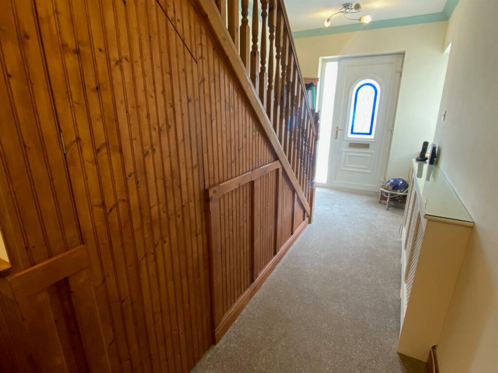 hallway.jpg