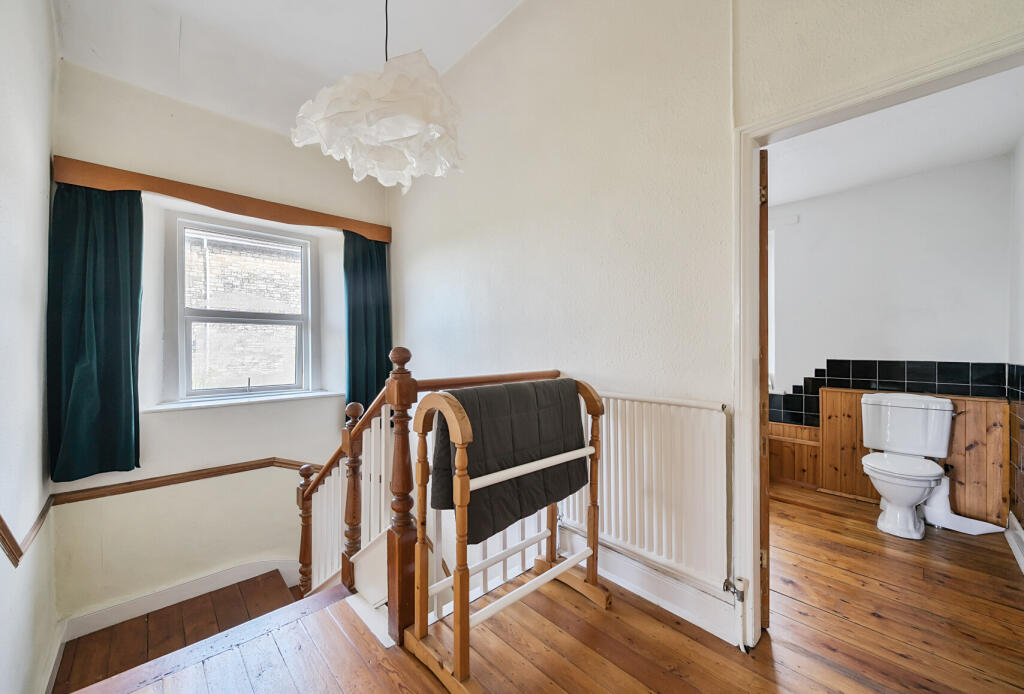 1298331-20-683d8c...