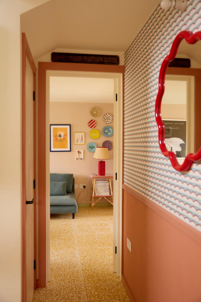 323862 - 25.12.15_TMH_SUTTON CRESCENT_53.JPG