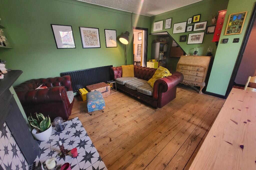 Sitting &amp; Dining (3)