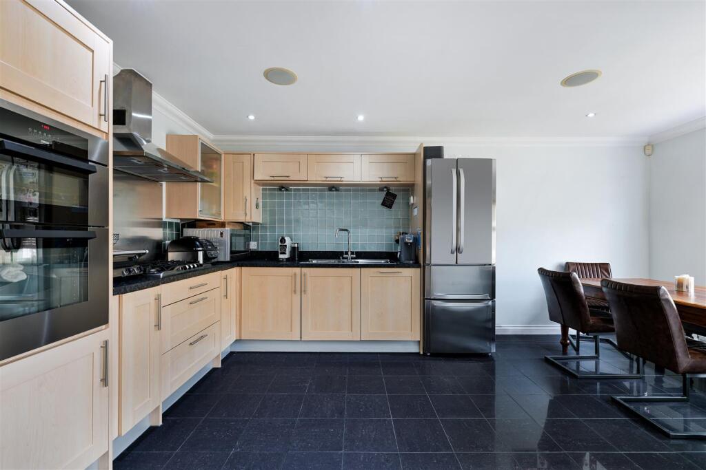 CAVENDISH WALK (8).jpg