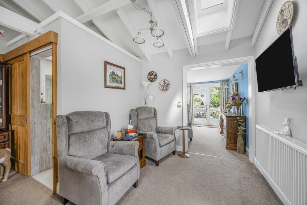 ANNEXE LIVING AREA