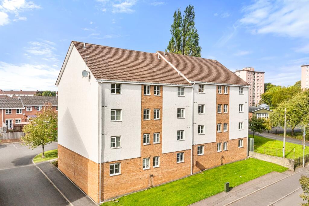 Glenmore Place, Glasgow, G42