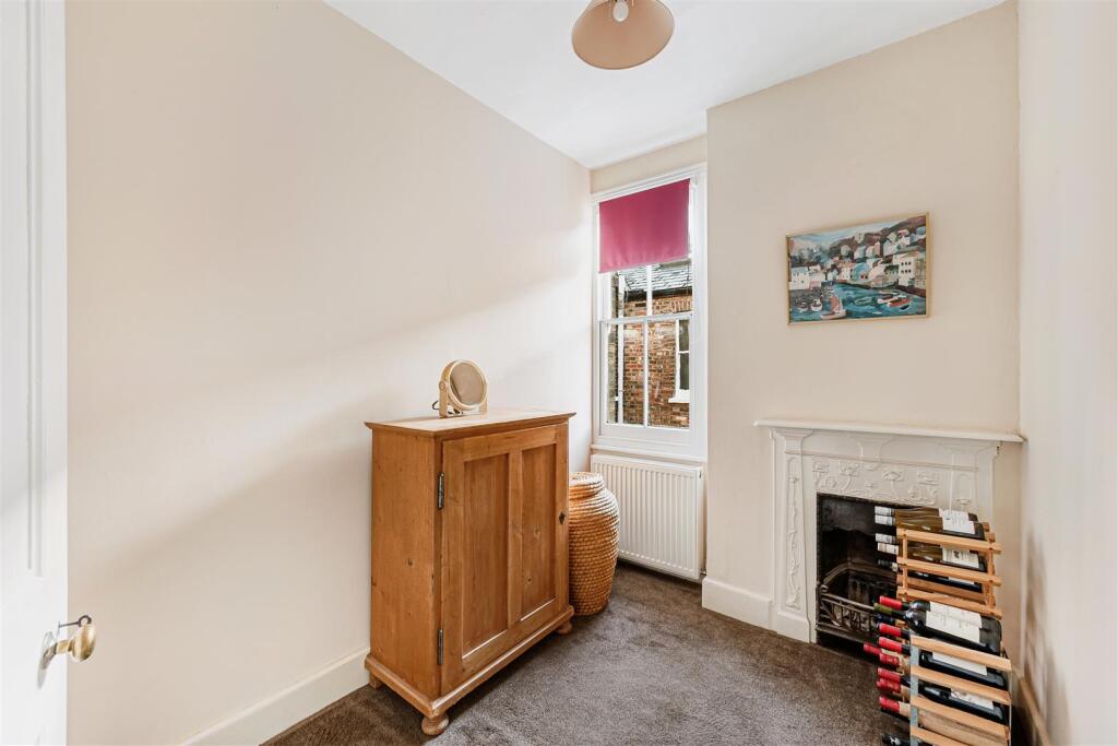 42 Lexden Road-11.jpg
