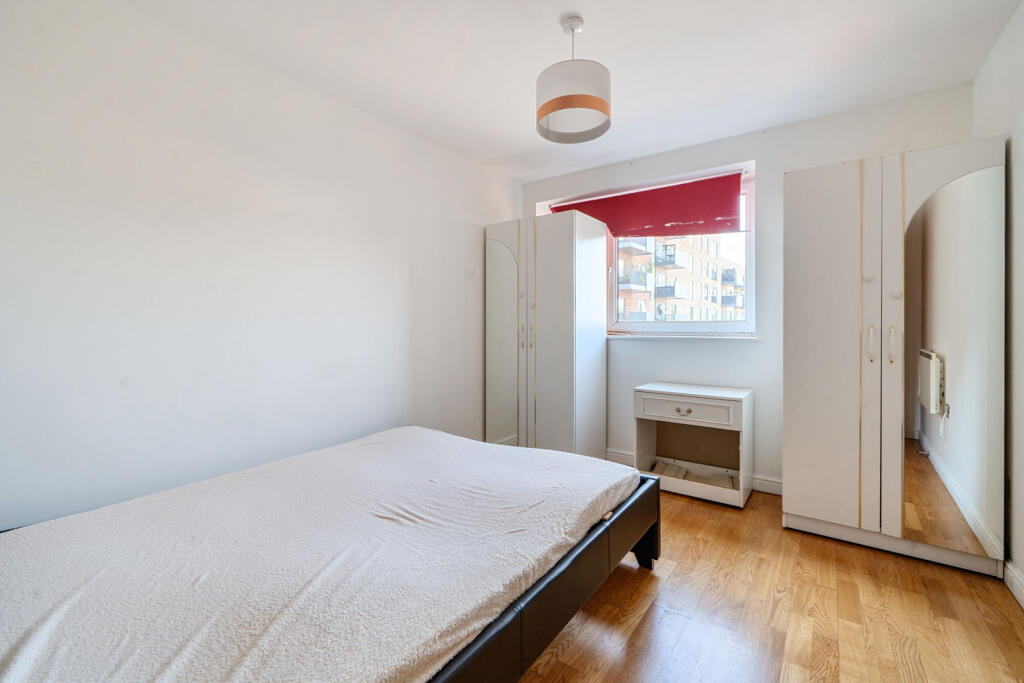 1339883-15-689a02...