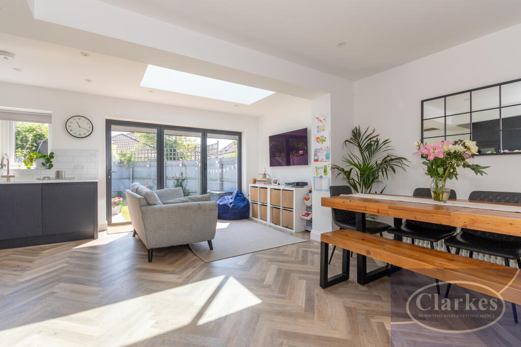 FC_036_20 BESWICK AVE_018