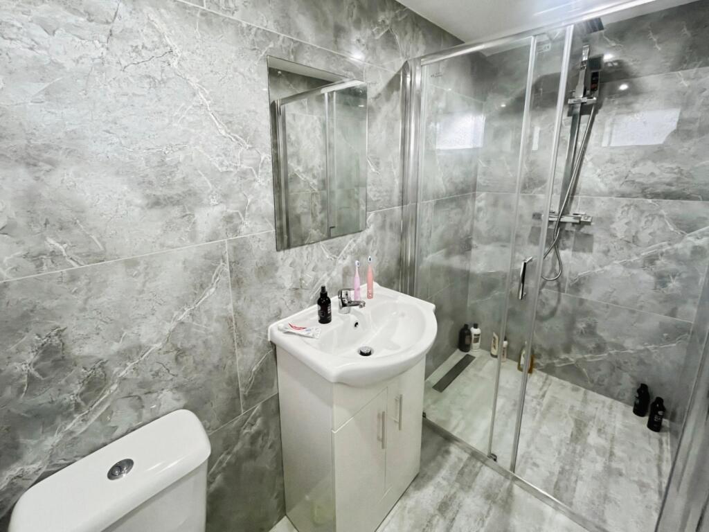 pbox-bathroom-344962.jpeg