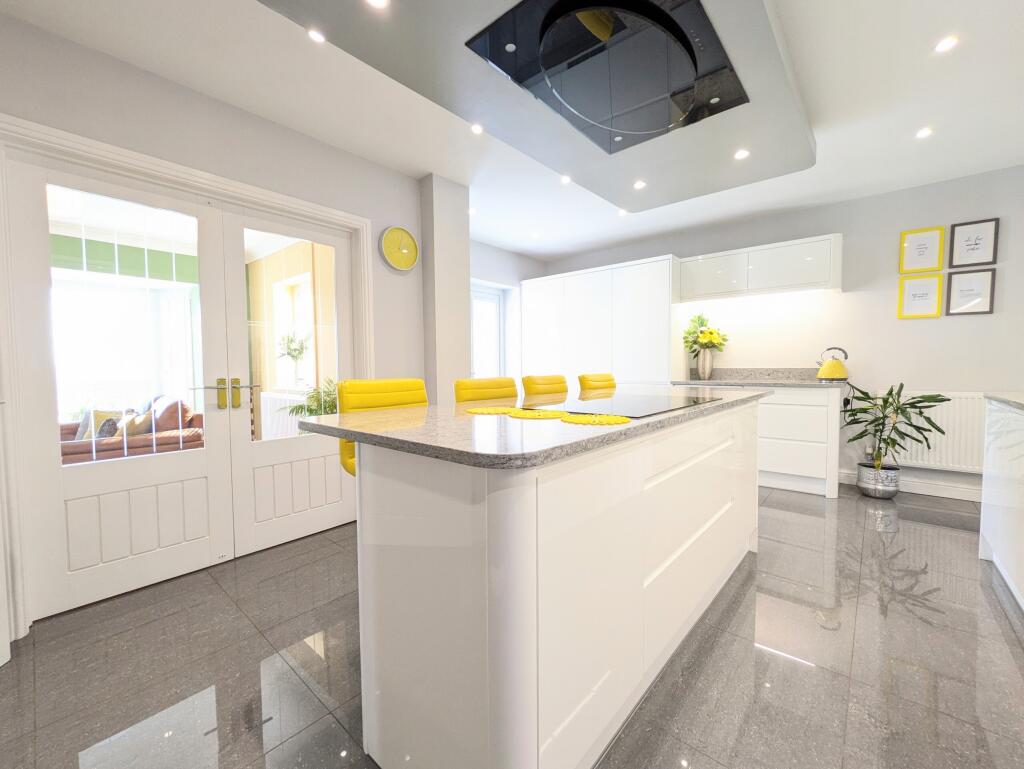 PXL_20250313_140351886~2