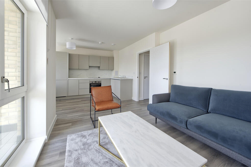 flat 16 honeysuck...